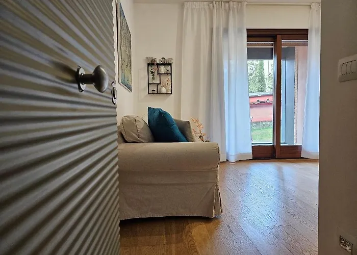 The Twelve - Via Ruggero D'andreotto *