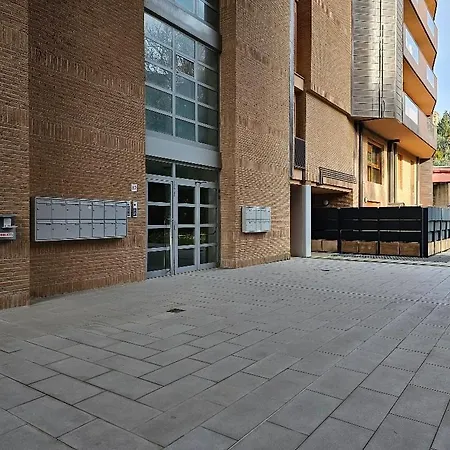 The Twelve - Via Ruggero D'andreotto