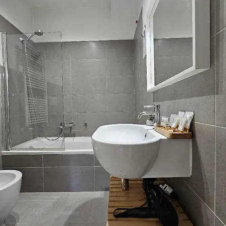 The Twelve - Via Ruggero D'andreotto Apartment